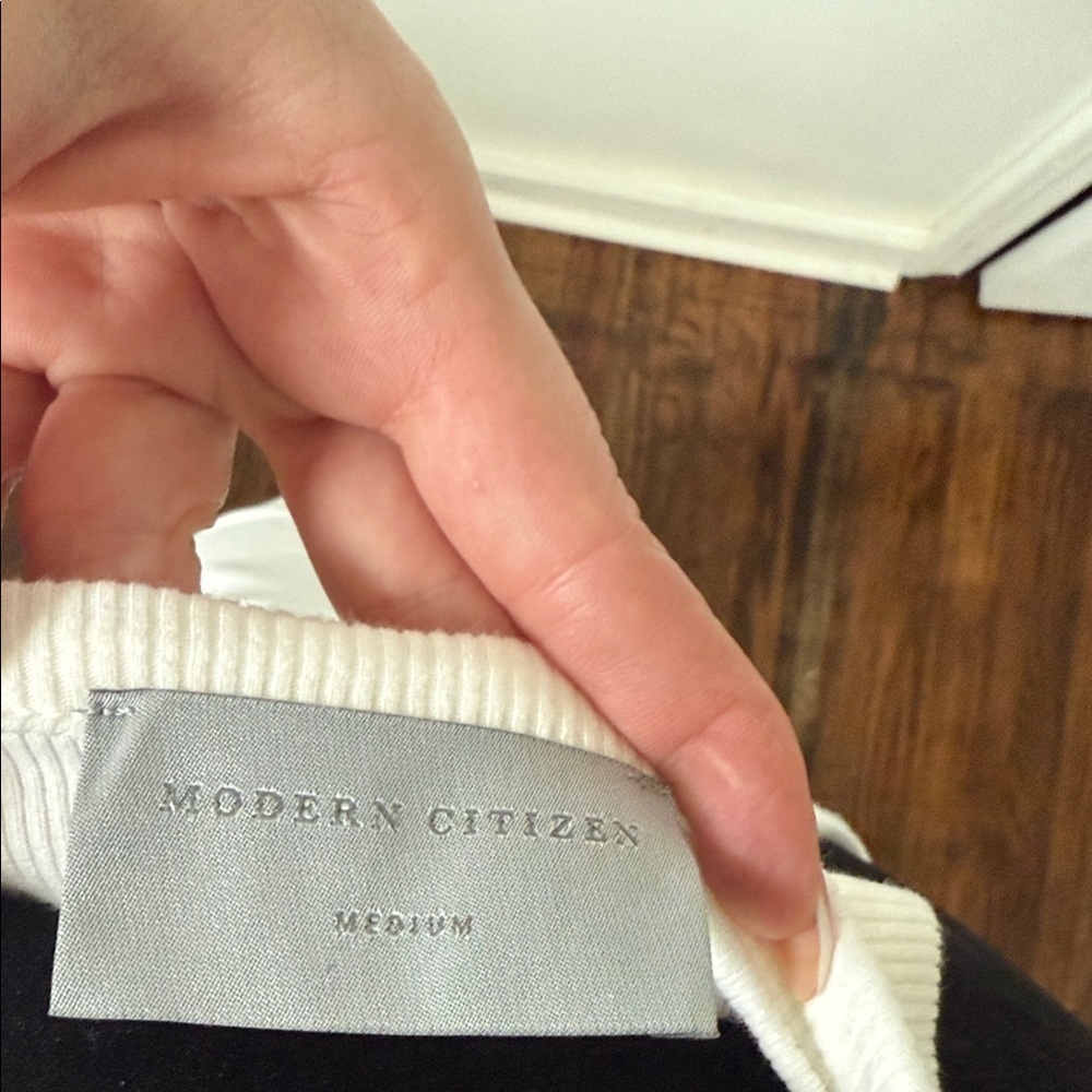 Modern Citizen Ivory Ribbed Tank Top - Picture 2 of 5